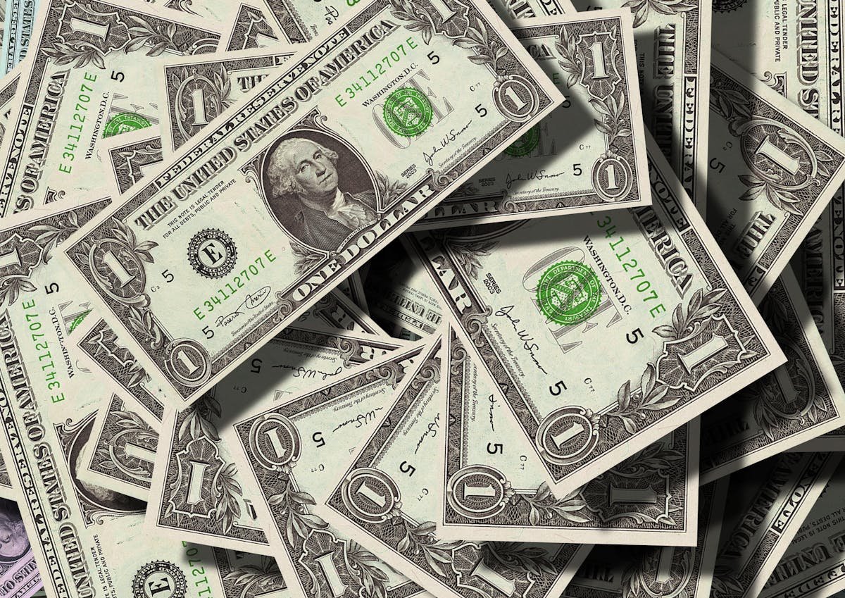 The Evolution of Digital Payments: From Cash to Cryptocurrencies 3 cash